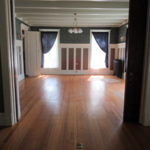 Picture of dining room on the first floor